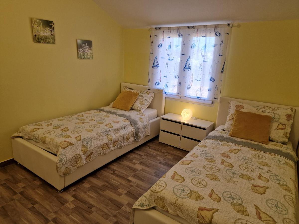 Apartments Marija ヴィル エクステリア 写真